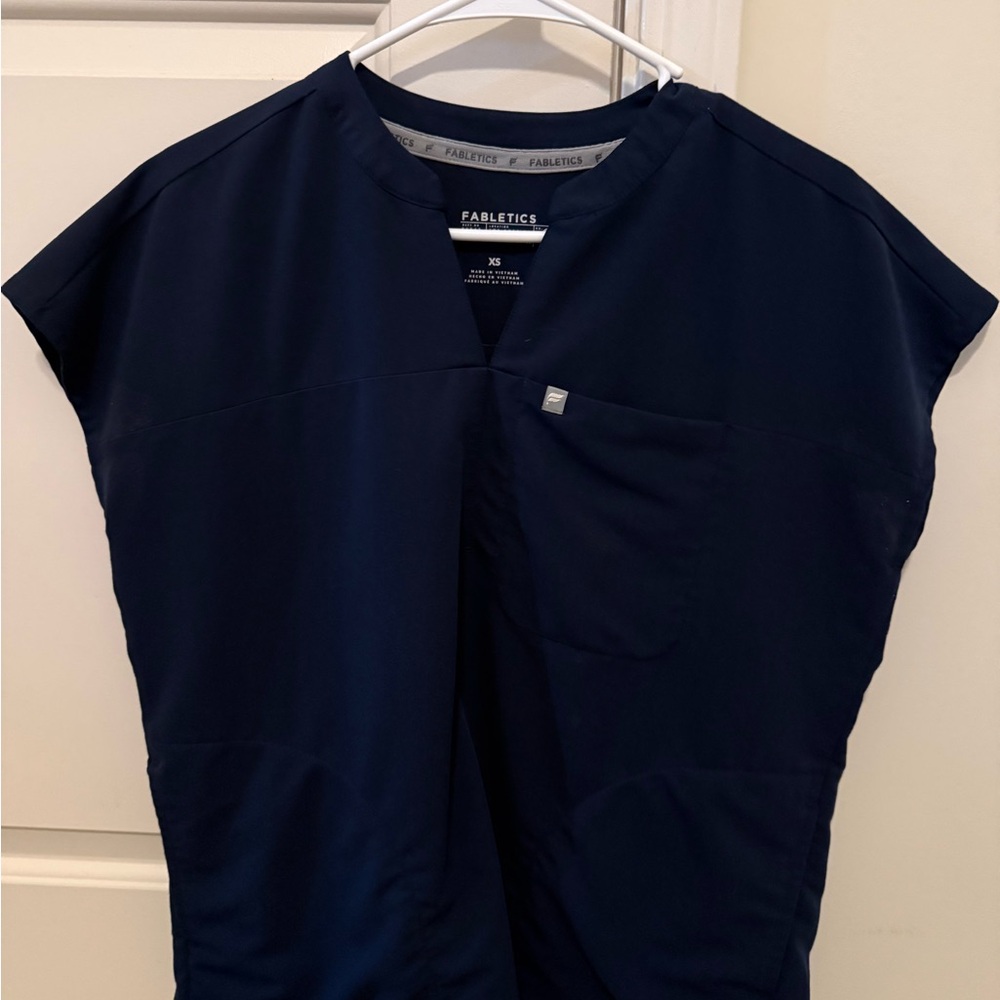 Fabletics Scrub Top